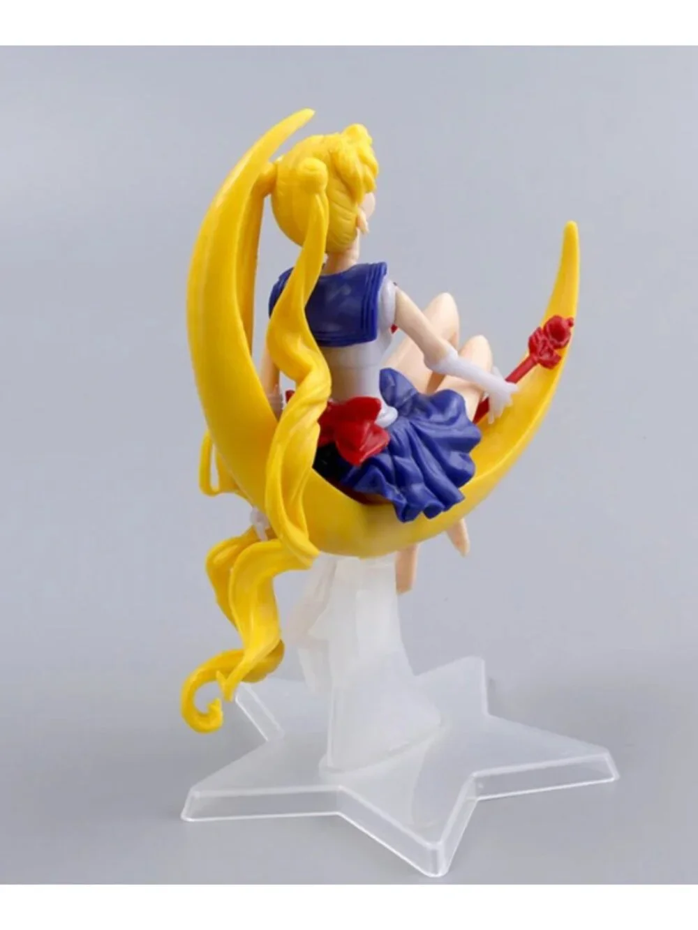 Sailor Moon 5.9” Anime Figure • PVC Collectible • Cute Moon Pose Desk/Car Decor